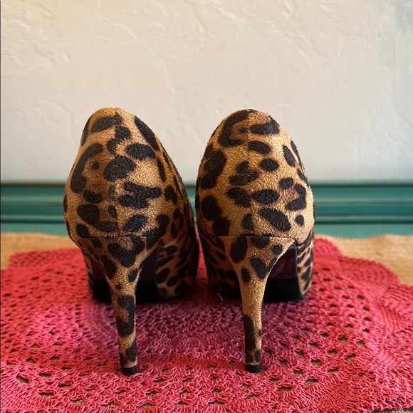 TOP Moda Brown and Black Leopard Print Flats - Picture 2 of 6